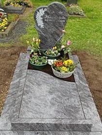 grabmale-steinmetz-betz-einzelgraeber-033a.jpg