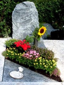 grabmale-steinmetz-betz-einzelgraeber-100.jpg