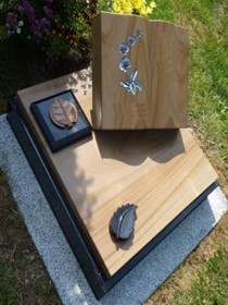 grabmale-steinmetz-betz-liegesteine-040.jpg