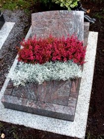 grabmale-steinmetz-betz-liegesteine-070.jpg