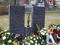 grabmale-steinmetz-betz-urnengemeinschaft-020.jpg