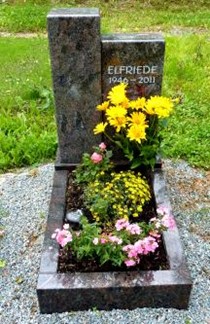 grabmale-steinmetz-betz-urnengraeber-040.jpg