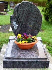 grabmale-steinmetz-betz-urnengraeber-110.jpg