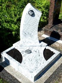 grabmale-steinmetz-betz-urnengraeber-340.jpg