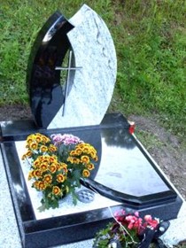 grabmale-steinmetz-betz-urnengraeber-370.jpg